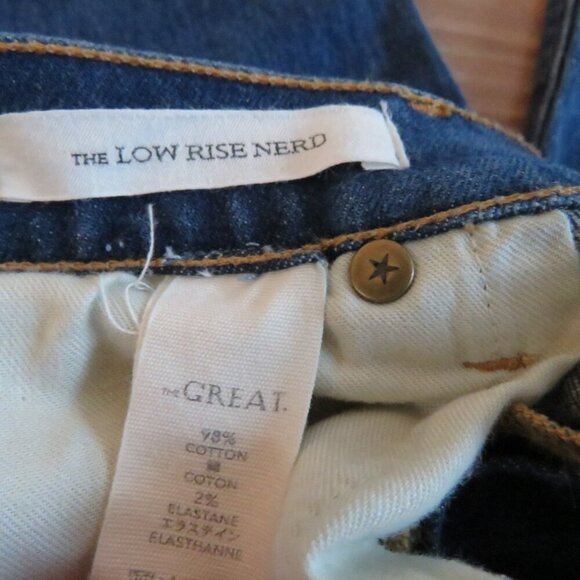THE GREAT. The Low Rise Nerd Kick Flare Jeans in Trail Wash - Size 26 - Picture 12 of 12